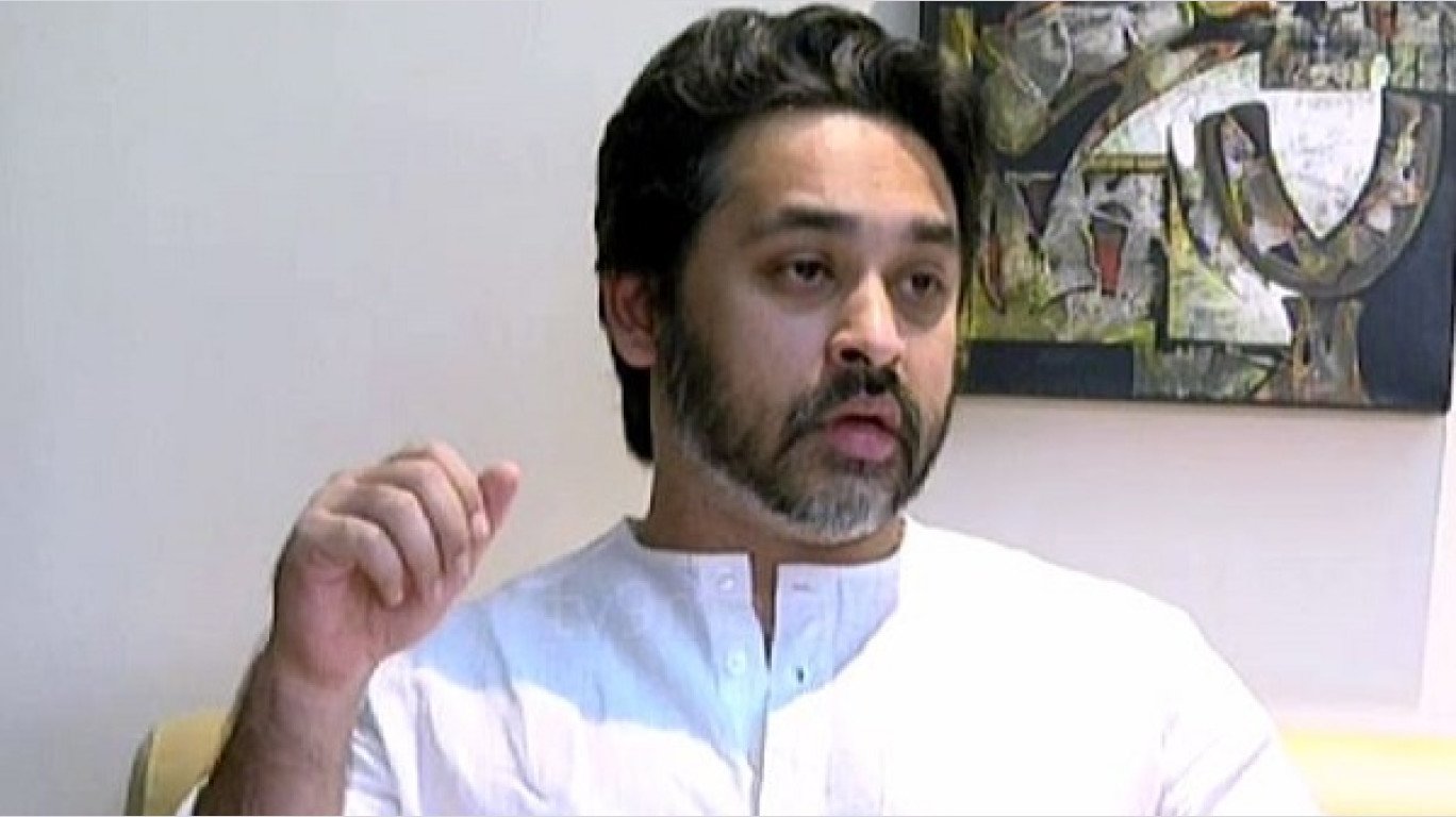 You are currently viewing माजी खासदार डॉ.निलेश राणे यांच्या हृदयात पाझरला मायेचा झरा….