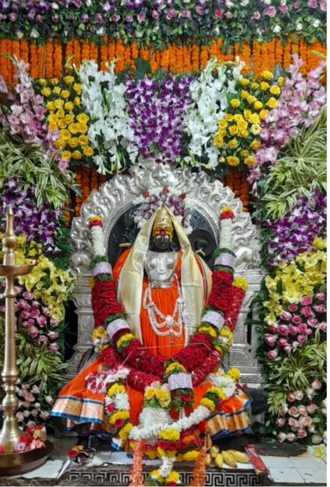 You are currently viewing कोरोनाच्या पार्श्वभूमीवर सोनुर्ली माऊली देवीचा जत्रोत्सव साध्या पद्धतीने साजरा…