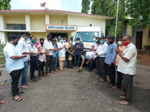 Read more about the article पेंडूर कट्टा ग्रामीण रुग्णालयासाठी दिलेल्या नवीन रुग्णवाहिकेचे लोकार्पण