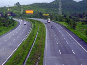 Read more about the article गणेशोत्सवाच्या काळात मुंबई – गोवा राष्ट्रीय महामार्गावर अवजड वाहनांना बंदी