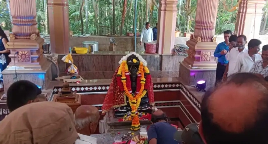 You are currently viewing घुमडाई मंदिरात रामनवमी उत्साहात साजरी 