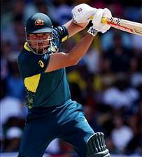 Read more about the article ऑस्ट्रेलियाने इंग्लंडचा ३६ धावांनी केला पराभव