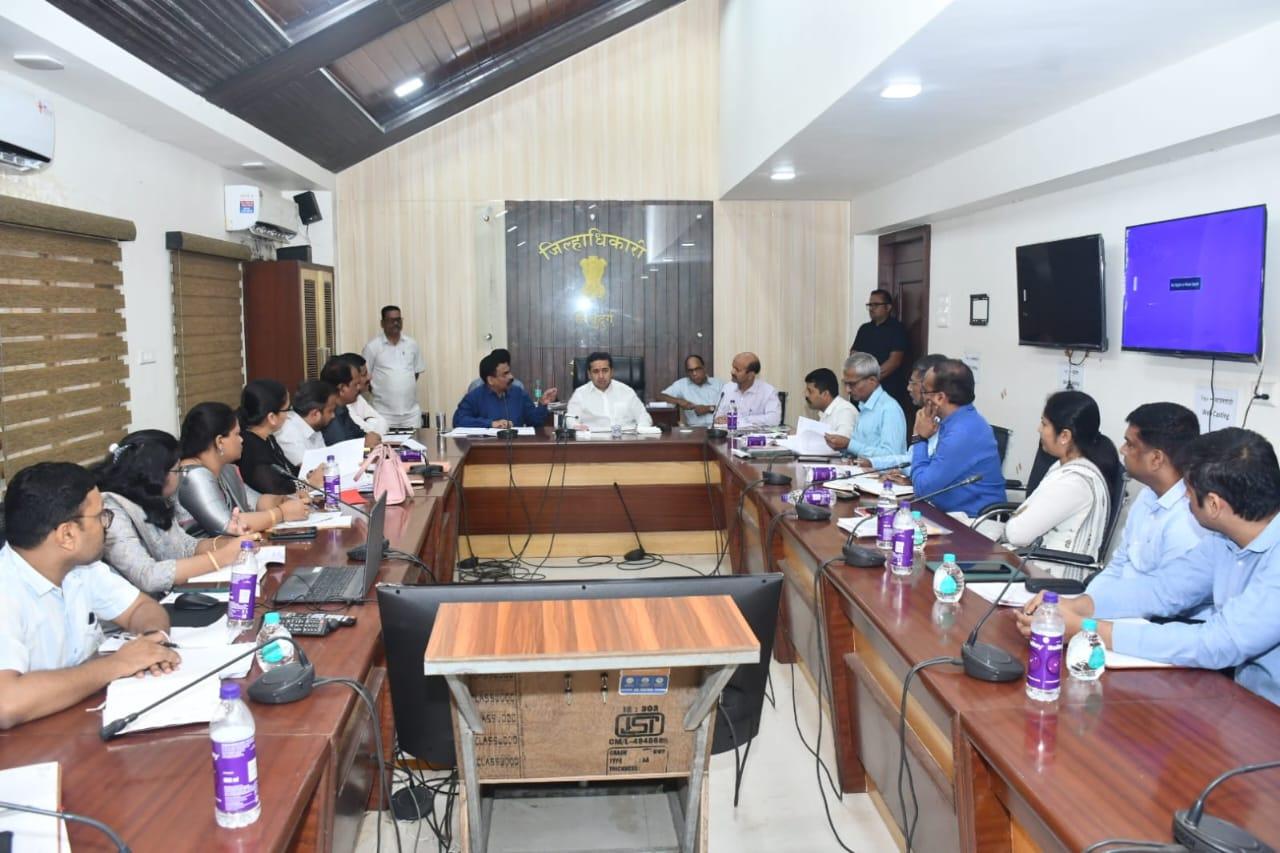 You are currently viewing जिल्हा प्रशासनाचे प्रत्येक कार्यालय लोकाभिमुख झाले पाहिजे