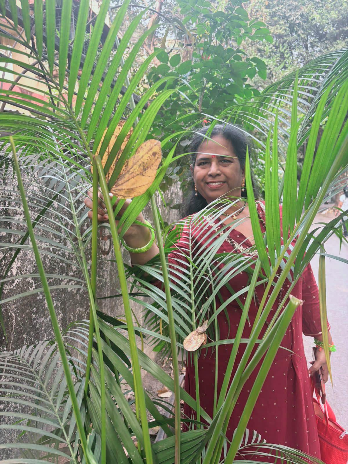 You are currently viewing पायी वाकल “तिच्या” आस्मान