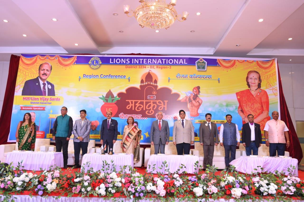 You are currently viewing छोटीशी कृती देशाला उन्नतीकडे नेते! – जयंत उमराणीकर