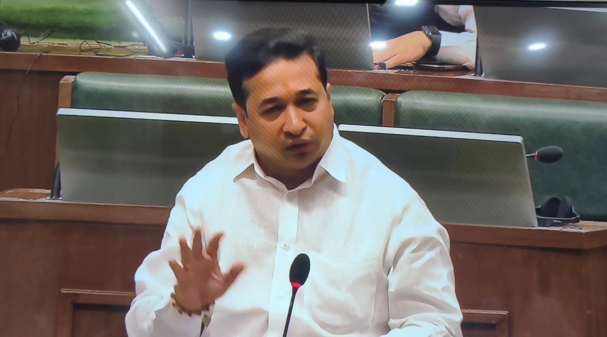 You are currently viewing पारंपरिक मच्छिमारांवर अन्याय होऊ देणार नाही