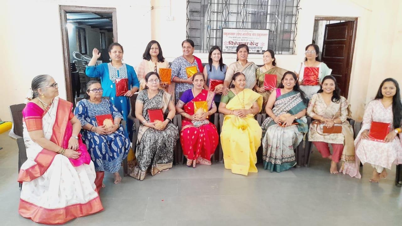 You are currently viewing वैद्यकीय क्षेत्रात काम करणाऱ्या कर्तबगार महिलांचा सन्मान