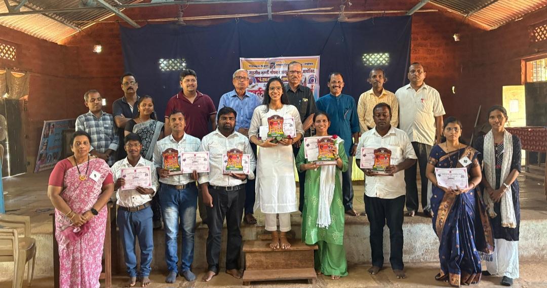 You are currently viewing कै.गाडगीळ गुरुजी मोफत वाचनालय त्रिंबक आयोजित जिल्हास्तरीय वक्तृत्व स्पर्धा संपन्न; प्रणिता राऊळ प्रथम