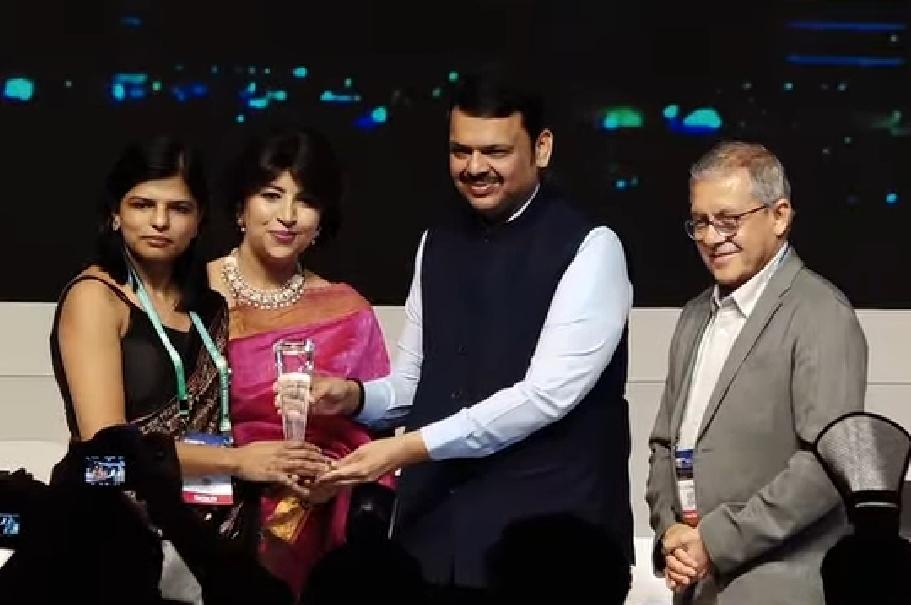 You are currently viewing जागतिक जीआय एंडोस्कोपी परिषदेत मुख्यमंत्री देवेंद्र फडणवीस यांच्याहस्ते नवोदित तज्ञांचा सन्मान