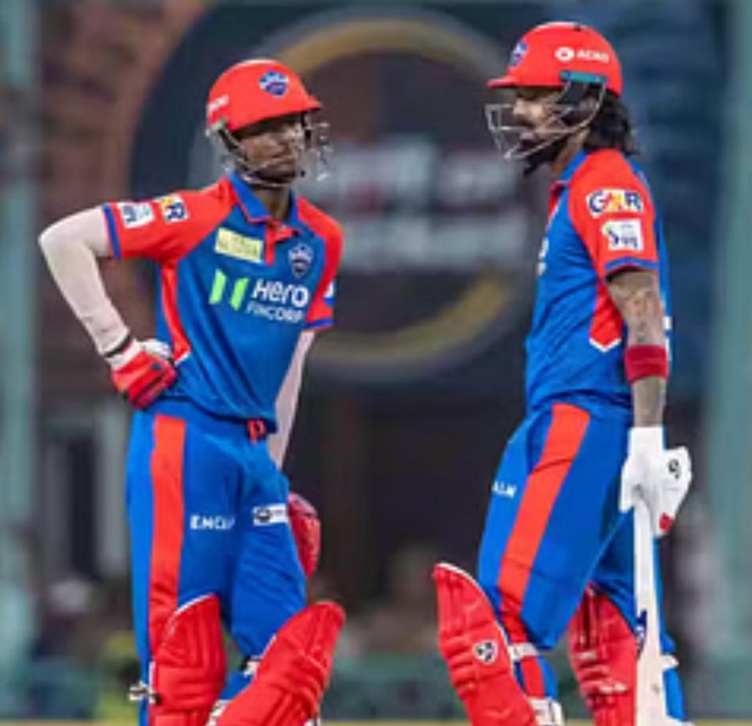 You are currently viewing दिल्ली कॅपिटल्सने लखनौचा आठ विकेट्सने केला पराभव; अभिषेक पोरेल आणि राहुलची अर्धशतके