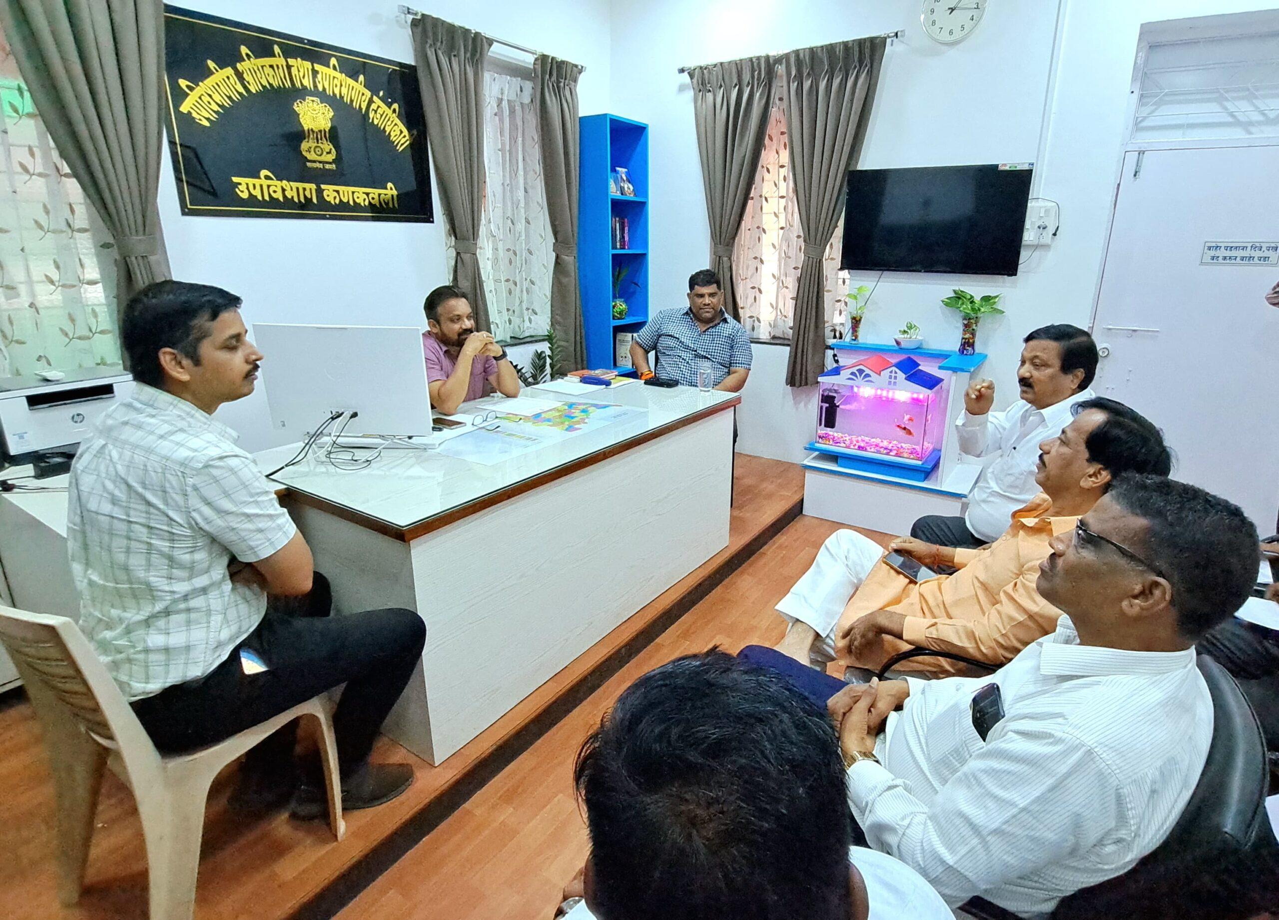 You are currently viewing कासार्डेतील अवैध उत्खननावर कारवाई न करण्यासाठी प्रांताधिकारी, तहसीलदारांवर दबाव