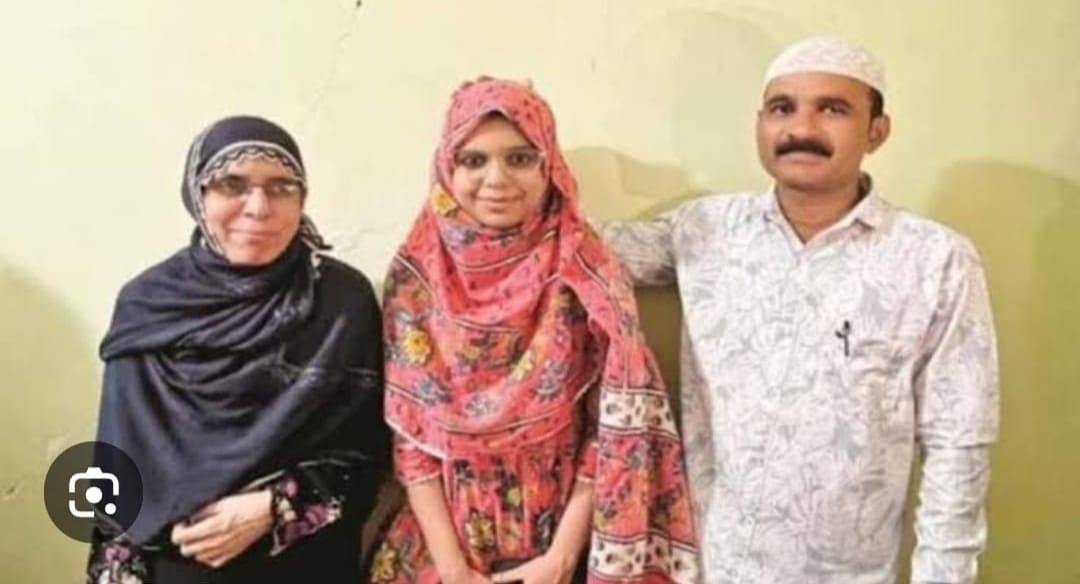 You are currently viewing वडील ड्रायव्हर : मुलगी कलेक्टर