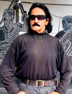 Read more about the article आयुष्य विंचरून झालं..!!