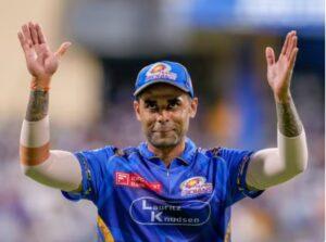 Read more about the article मुंबईने दिल्लीच्या आशा धुळीस मिळवल्या, मुंबई प्लेऑफमध्ये; सूर्यकुमारनंतर सँटनेर-बुमराह चमकले