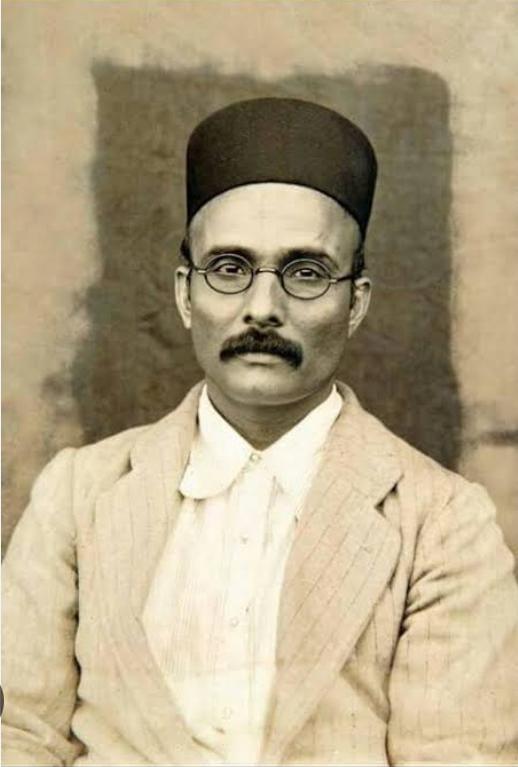 You are currently viewing स्वातंत्र्यवीर सावरकर