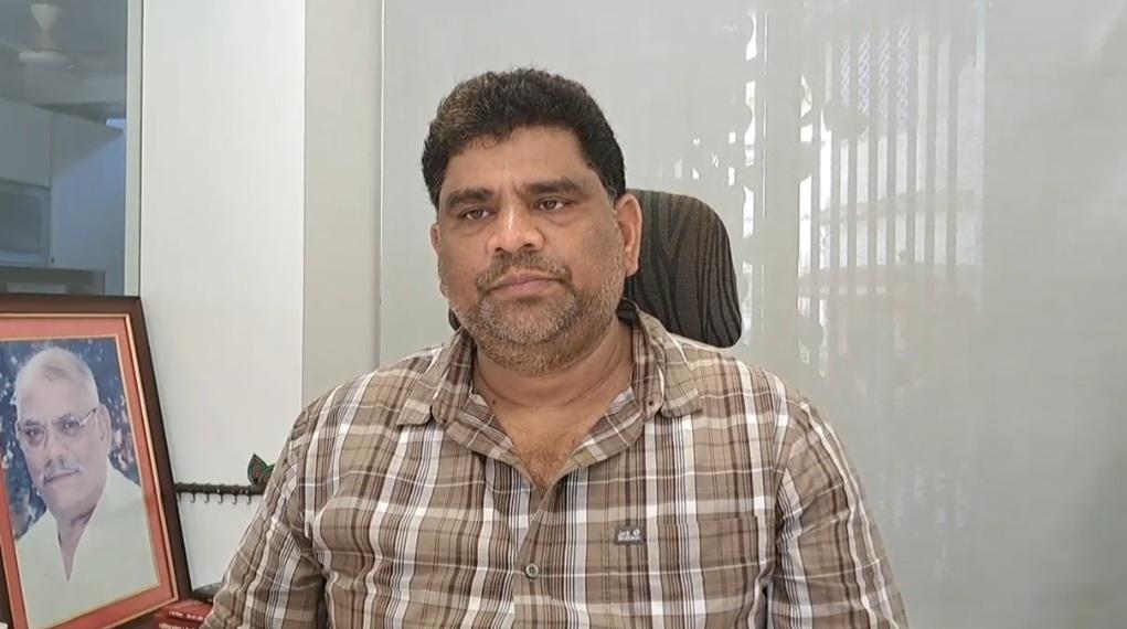 You are currently viewing आधी मुंबई गोवा महामार्ग आणि चिपी विमानतळ सुरु करा नंतरच शक्तीपीठ महामार्गाच्या घोषणा करा