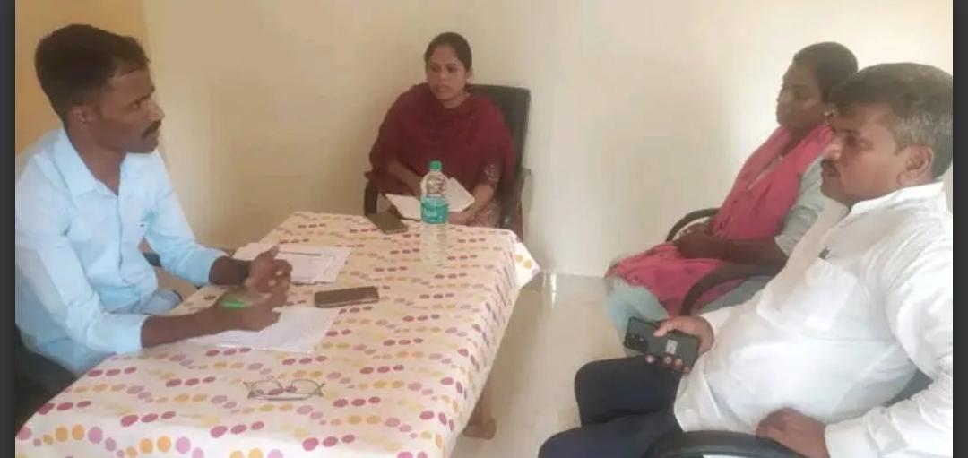 You are currently viewing दोडामार्ग वन विभागाच्या कार्यालयात हत्ती पकड मोहीम संदर्भात बैठक संपन्न