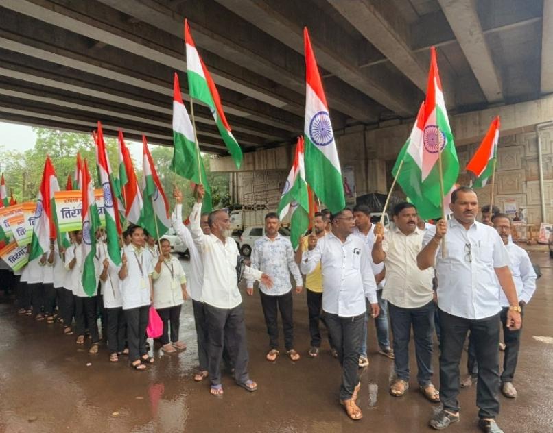 You are currently viewing नांदगाव तिठा येथील ‘तिरंगा’ रॅलीला उस्फुर्त प्रतिसाद !