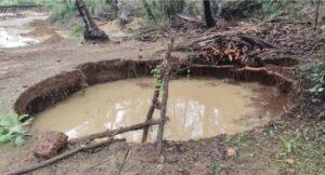 Read more about the article मुसळधार पावसामुळे नेमळेत शेतविहीर कोसळली, शेतकऱ्याचे हजारोंचे नुकसान…