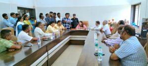 Read more about the article शिवसेना शिष्टमंडळाने सिंधुदुर्ग शासकीय वैद्यकीय महाविद्यालयातील भ्रष्टाचाराची सहसंचालकांसमोर केली पोलखोल