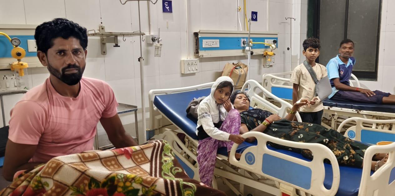 You are currently viewing माणगाव गोटूसवाडी येथील एकाच कुटुंबीयातील पाच व्यक्तींना विषारी आळंबी खाल्ल्याने विषबाधा.