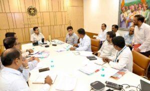 Read more about the article वॉटर टॅक्सी सुरू करण्यासाठी बंदर विभागाने नियोजन करावे – बंदरे मंत्री नितेश राणे