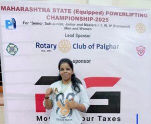 Read more about the article सिंधुकन्या प्रसन्ना परबचा राज्यस्तरीय पॉवरलिफ्टिंग स्पर्धेत डंका!