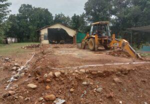 Read more about the article निलेश राणेंच्या पुढाकारातून हळदीचे नेरूर शाळा इमारत दुरुस्ती काम सुरू…