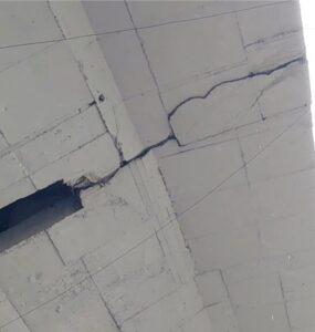 Read more about the article कणकवलीत फ्लाय ओव्हर ब्रिज च्या खालील भागाला मोठा तडा