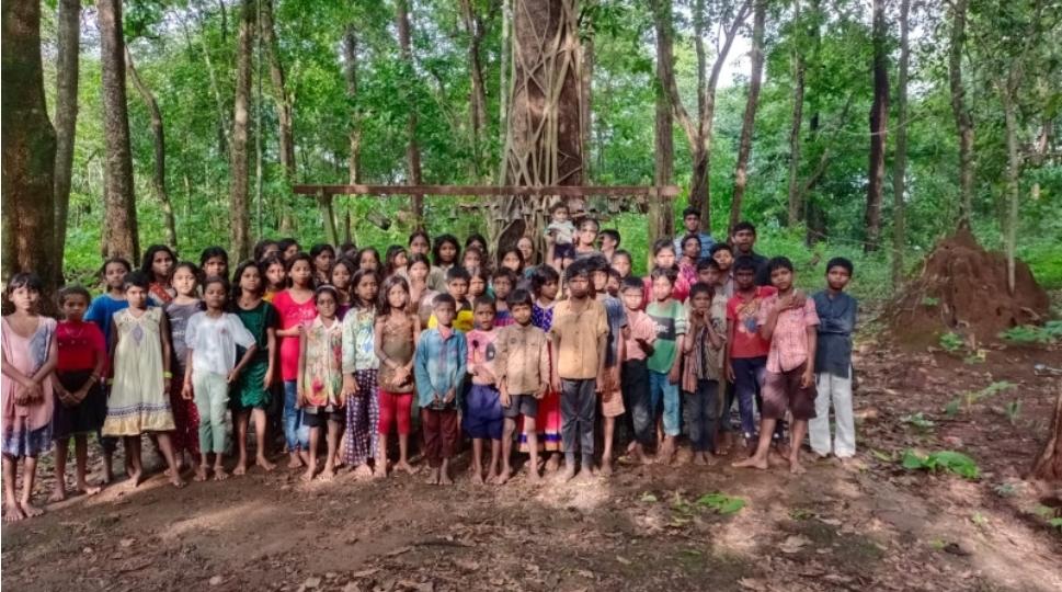 You are currently viewing सामाजिक बांधिलकी देणार ‘नाग्या महादू निवासी वसतिगृहा’ला मदतीचा हात