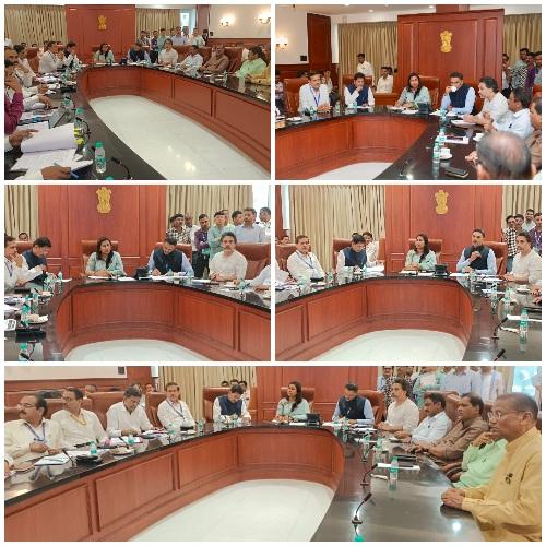 You are currently viewing दोडामार्ग, वेंगुर्ला व सावंतवाडी तालुक्यातील वीज समस्यांवर लक्ष केंद्रित करा –