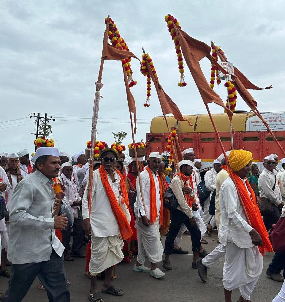 You are currently viewing ज्ञानियाच्या गावा…!