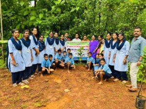 Read more about the article डामरे येथे कृषिकन्या मार्फत कृषीदिन साजरा.. 