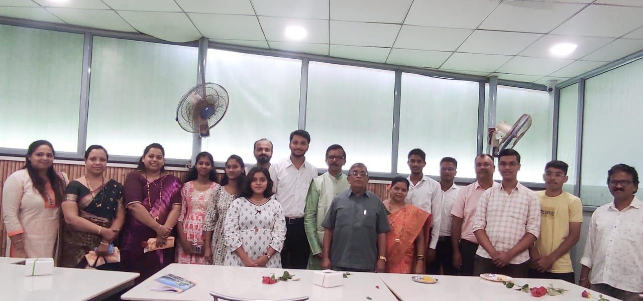 You are currently viewing रत्नागिरी सिंधुदुर्ग जिल्हा सर्वांगीण विकास परिषदच्या वतीने गुणवंतांचा गौरव…