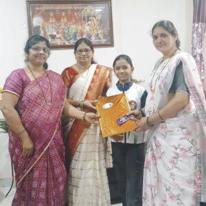 Read more about the article परी महाडिकचं सुवर्ण यश : रोहाच्या कन्येची झळाळती कामगिरी