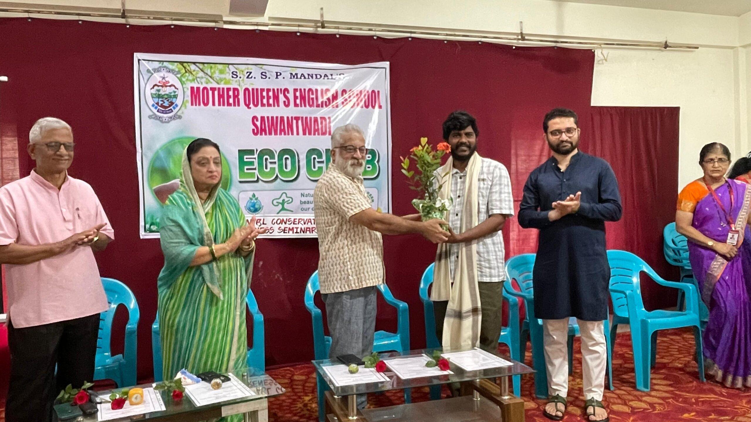 You are currently viewing “शाश्वत जीवनशैली राखून निसर्गाचे राखणदार होऊया”:- रानमाणूस प्रसाद गावडेंचे आवाहन