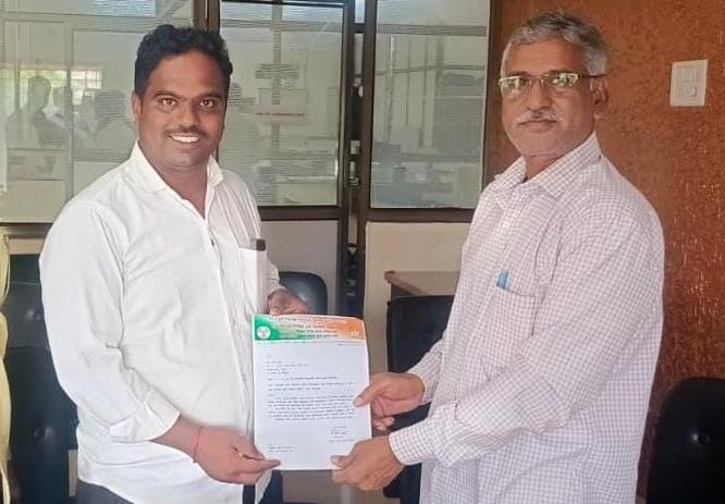 You are currently viewing विद्यापीठ आणि शासनाच्या चुकीच्या धोरणाविरोधात १५ ऑगस्टला उपोषणास बसणार