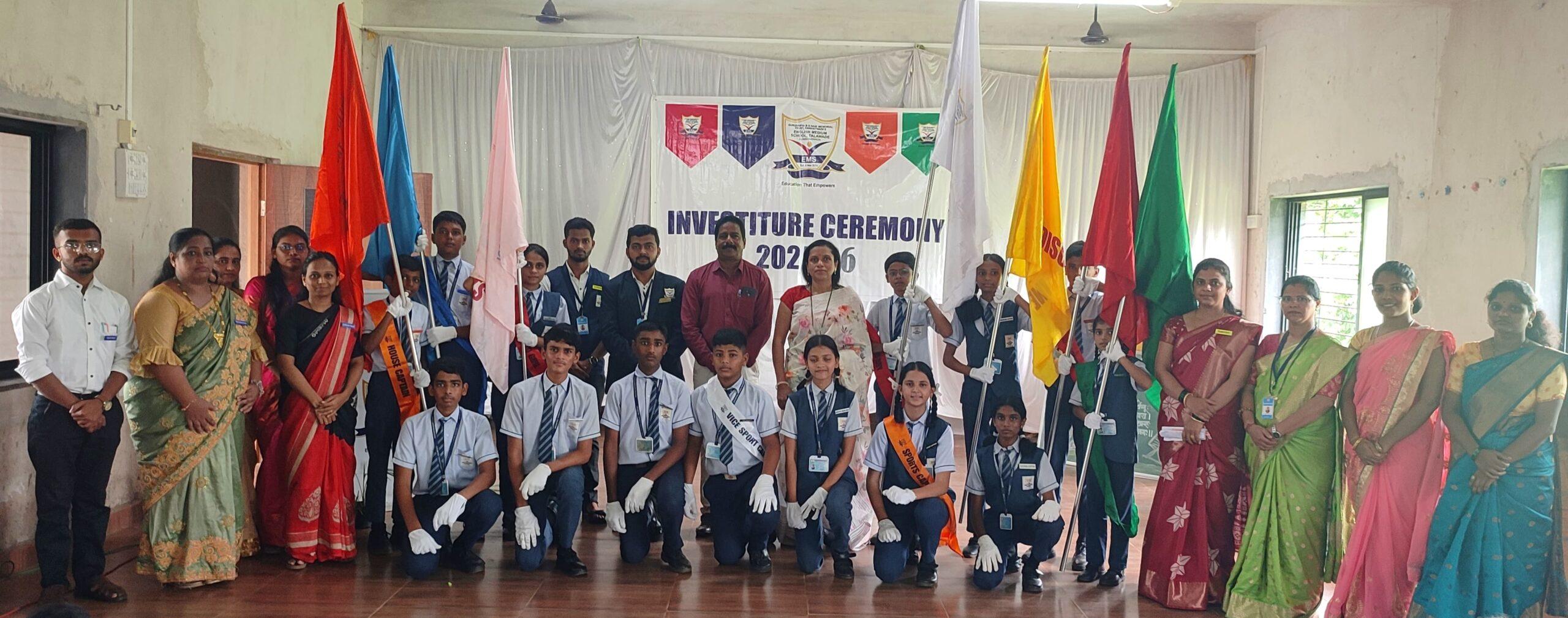 You are currently viewing इंग्लिश मिडियम स्कूल तळवडे प्रशालेच्या विद्यार्थी परिषदेचा पद्ग्रहण समारंभ उत्साहात साजरा