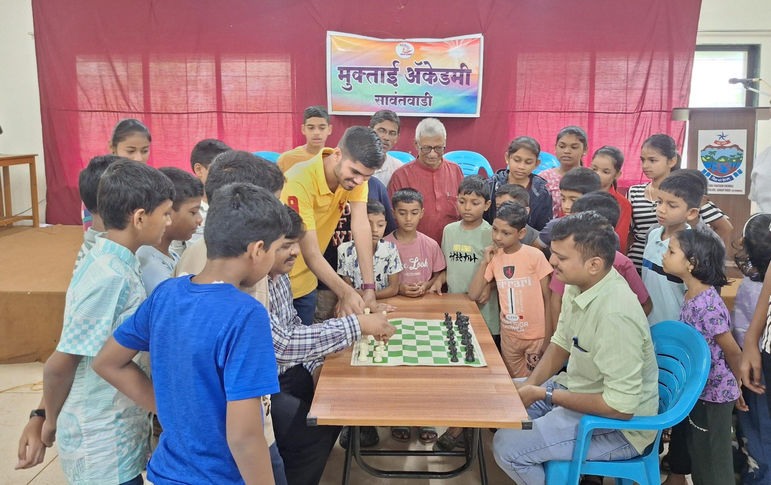 You are currently viewing मुक्ताई ॲकेडमीच्या कॅरम व बुद्धिबळ कोचिंग वर्कशॉपला विदयार्थ्यांचा उत्स्फूर्त प्रतिसाद!