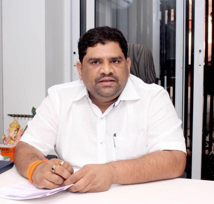 You are currently viewing नितेश राणेंनी वाढवण बंदरातील नोकऱ्यांचे आमिष देण्यापेक्षा नारायण राणेंनी घोषणा केलेल्या रेडी बंदरातील नोकऱ्यांचे काय झाले? हे सांगावे