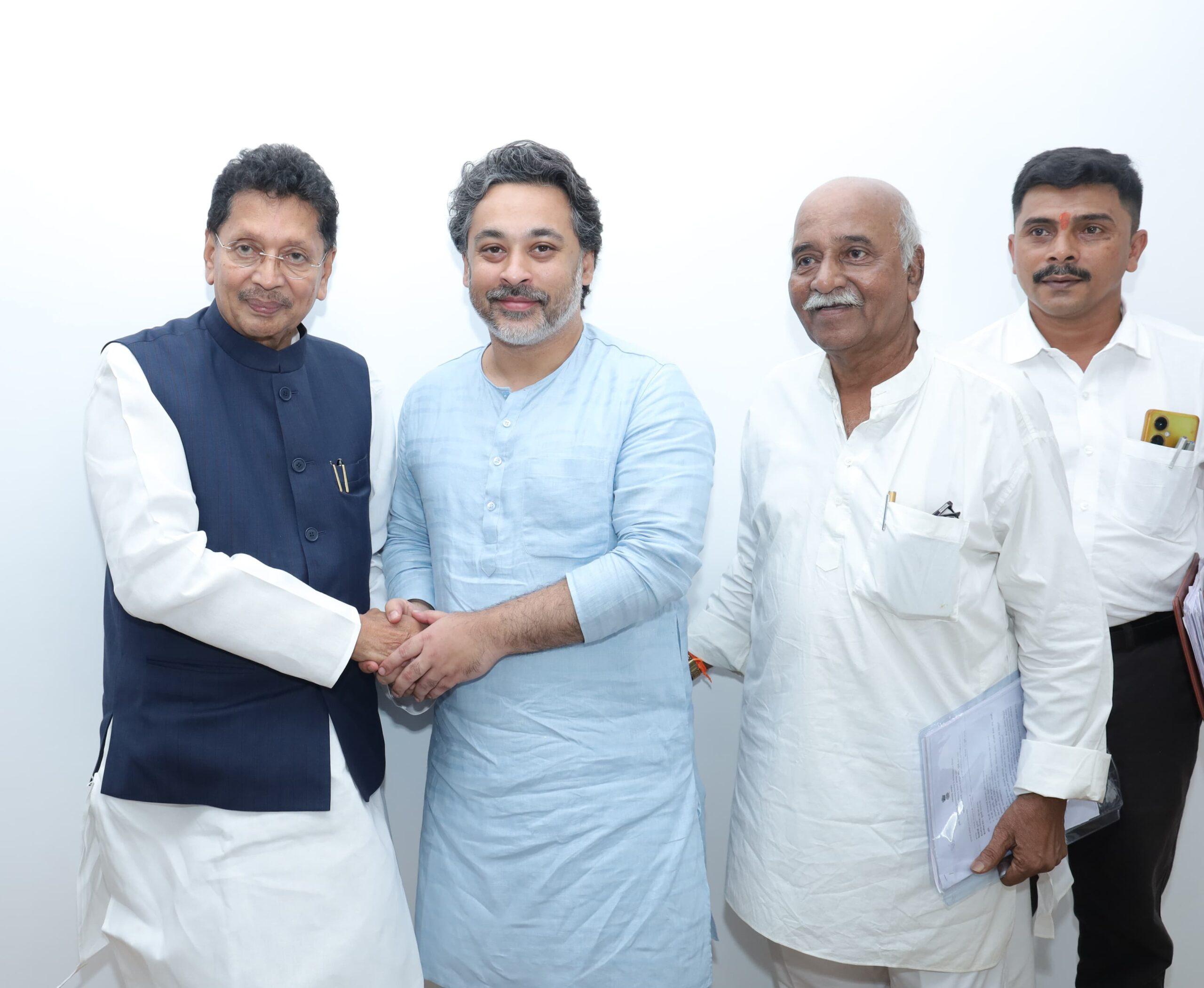 You are currently viewing आम. दीपक केसरकर यांना निलेश राणे यांनी दिल्या वाढदिवसाच्या शुभेच्छा