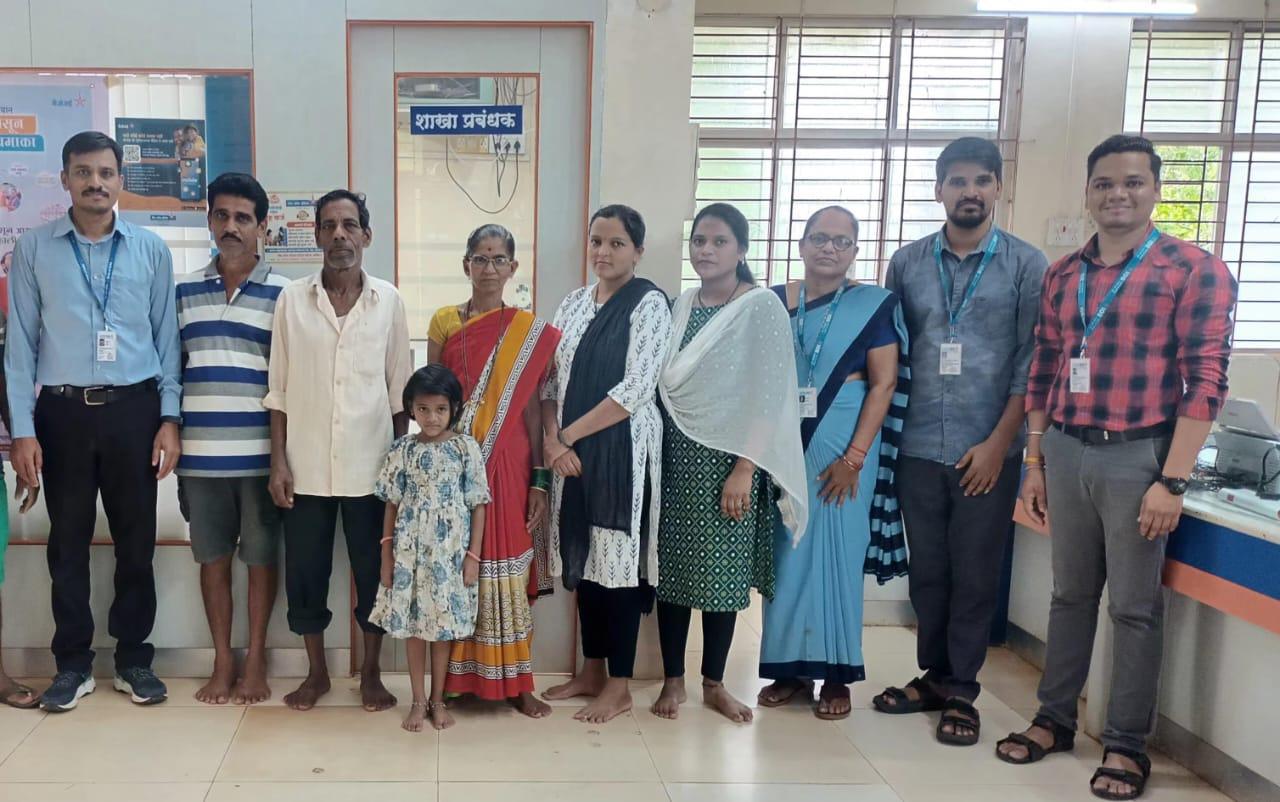 You are currently viewing ओटवणे येथे बँक ऑफ इंडियाच्यावतीने ५७ वा बँक राष्ट्रीयीकरण दिन साजरा