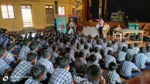 Read more about the article देवगड येथे दुर्ग मावळा प्रतिष्ठान व दुर्ग रक्षक प्रतिष्ठान रेडी यांच्यामार्फत इतिहासाची साधने व प्रदर्शन कार्यक्रमाचे आयोजन