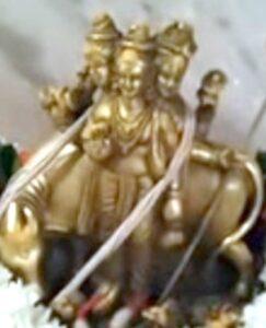Read more about the article मंदिरालगतच आढळली जाणवली दत्त मंदिरातील चोरीला गेलेली मूर्ती