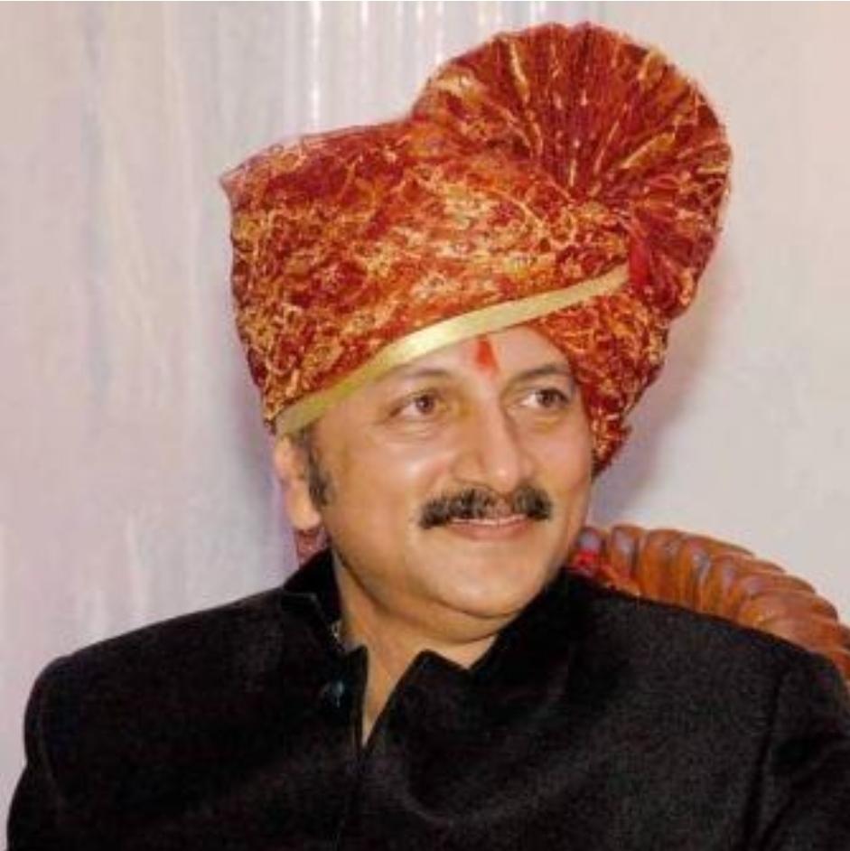 You are currently viewing काँग्रेस नेते शिक्षणमहर्षी विकासभाई सावंत यांचे दुःखद निधन