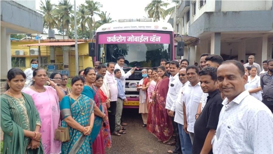 You are currently viewing मालवणात अत्याधुनिक कॅन्सर व्हॅनच्या माध्यमातून २७५ रुग्णांची तपासणी…