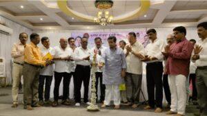 Read more about the article जिल्ह्यात भंडारी समाज भवन आणि वसतिगृह उभारण्यासाठी सर्वतोपरी सहकार्य करणार – पालकमंत्री नितेश राणे