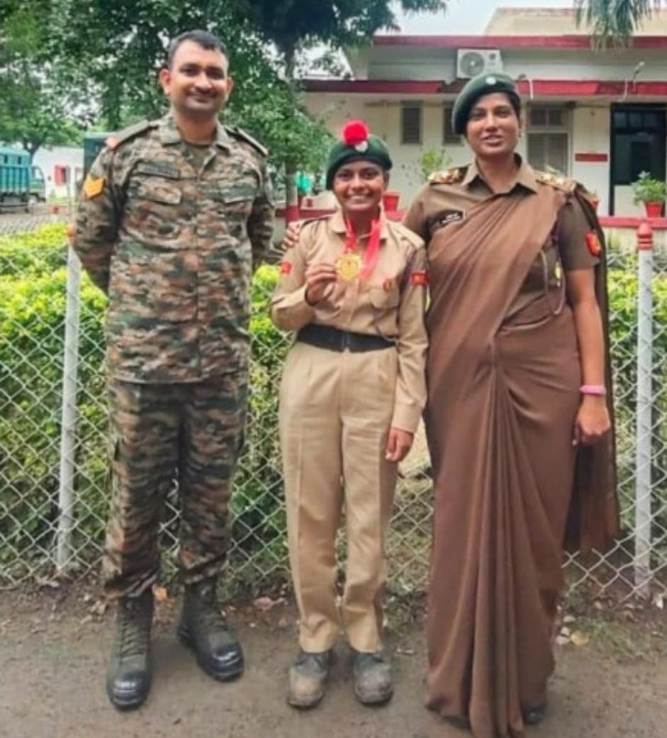 You are currently viewing फोंडाघाटच्या मनस्या फालेचा सुवर्णवेध! राज्यस्तरीय शूटिंग स्पर्धेत ऐतिहासिक यश; आता राष्ट्रीय स्तरावर झेप