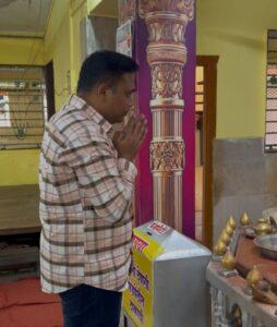 Read more about the article वाढदिवसादिनी संदीप गावडे यांनी घेतले बाप्पाचे आशीर्वाद..