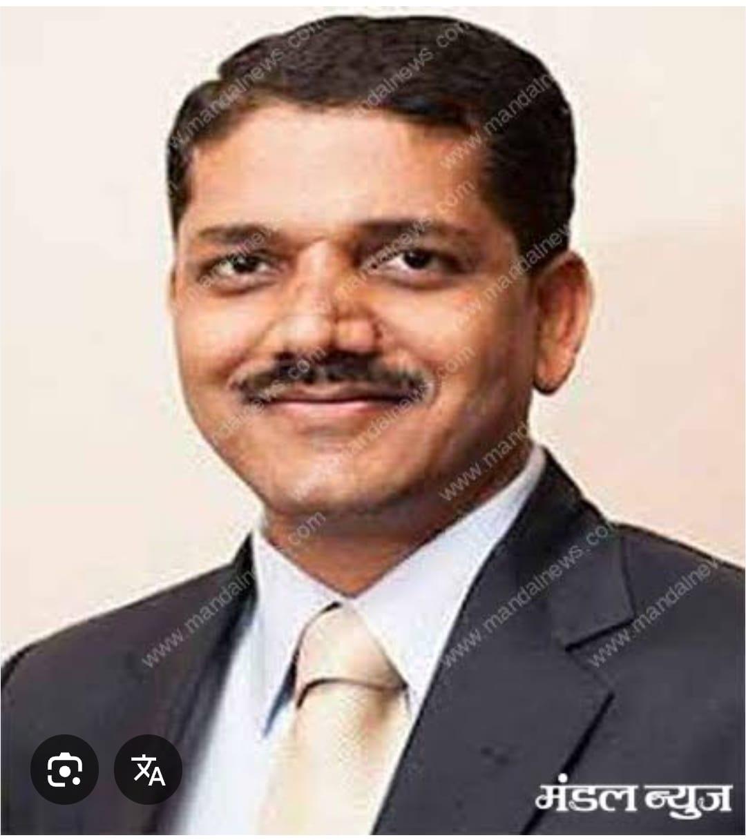 You are currently viewing महसूल सप्ताहानिमित्त प्रशासनातील दीपस्तंभ